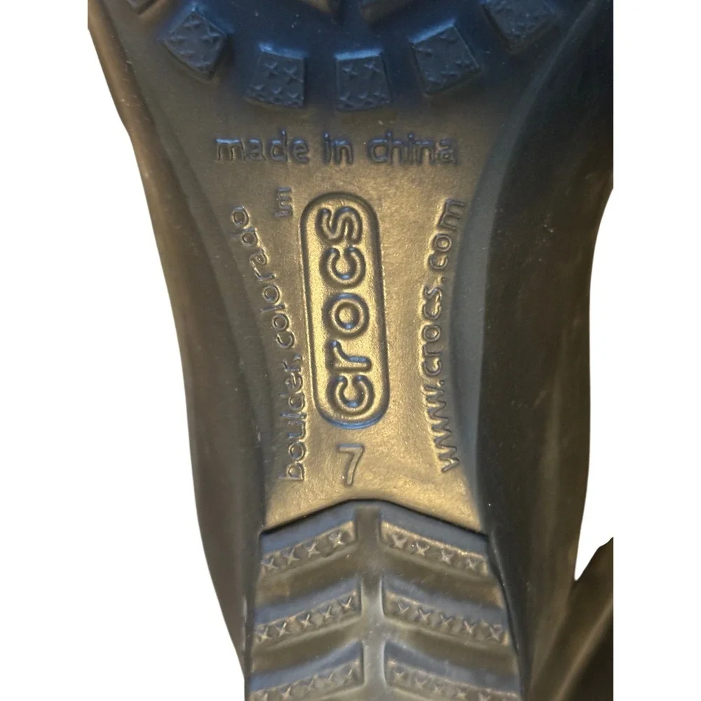 Crocs Wedge Sandals Sassari 7 Black Geometric Pattern Open Toe Slip On